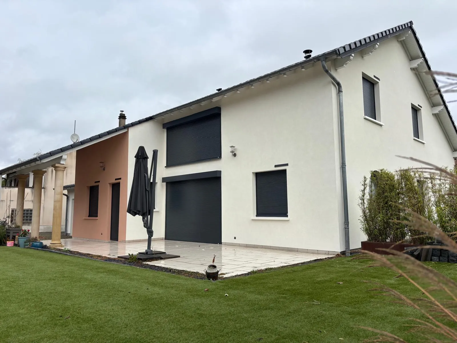 Façade enduite et rénovée par ZF Fassaden au Luxembourg