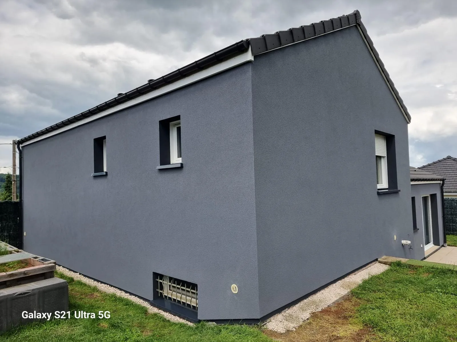 Rénovation énergétique d'une façade au Luxembourg par ZF Fassaden